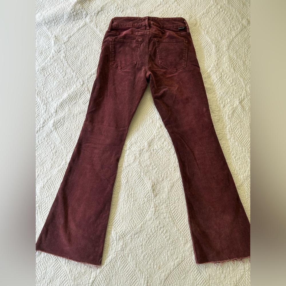 DEAR JOHN high rise corduroy 5 pocket pants. Mulberry color, size 26. Flare leg. - Picture 3 of 16
